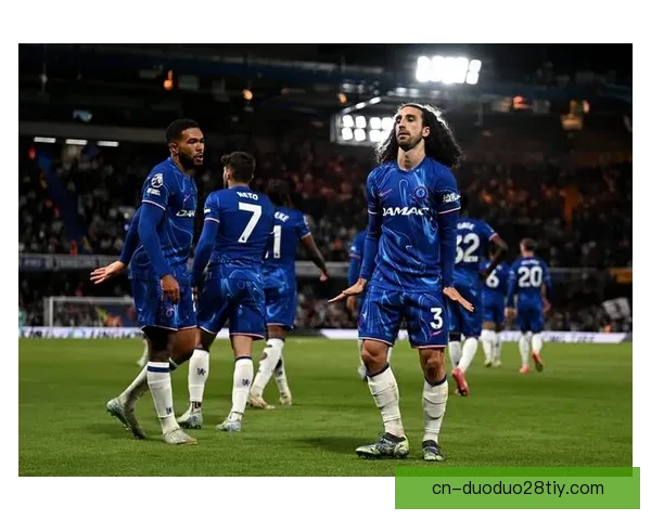 桑切斯点名库库雷利亚镇守中路